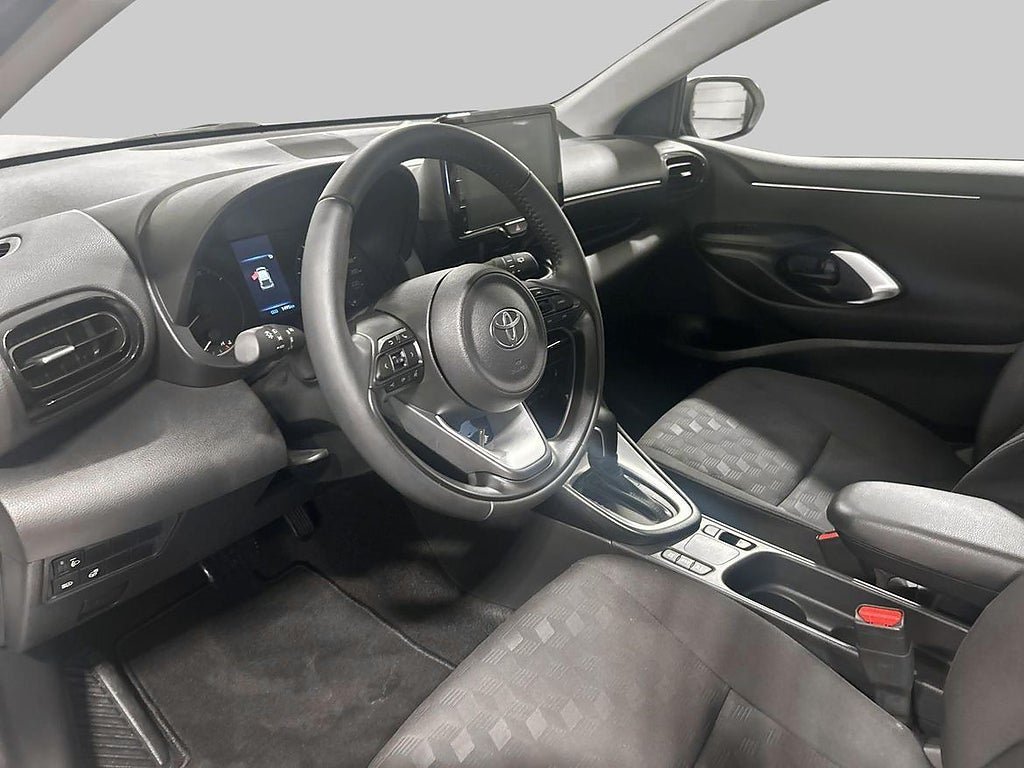 Vehicle Image 14