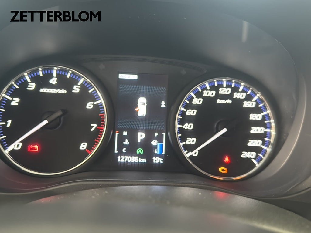 Vehicle Image 11