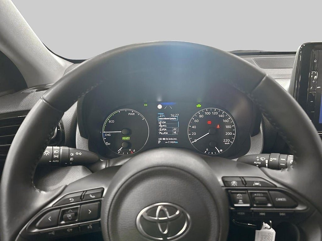 Vehicle Image 14