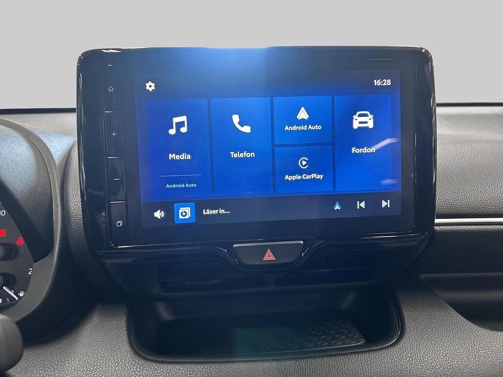 Vehicle Image 15