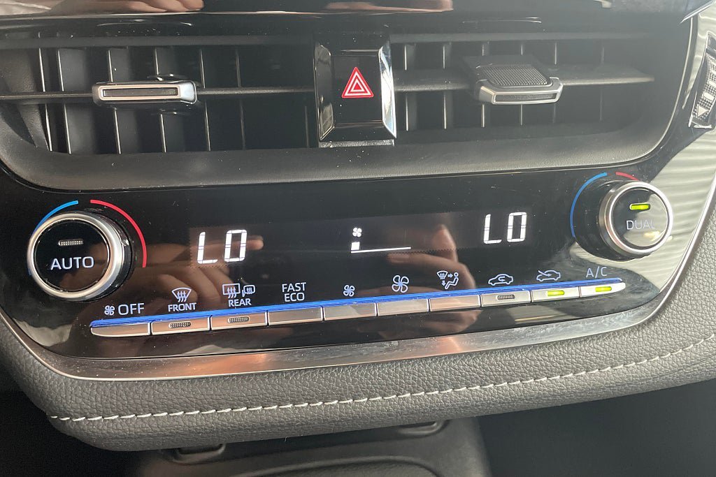 Vehicle Image 22