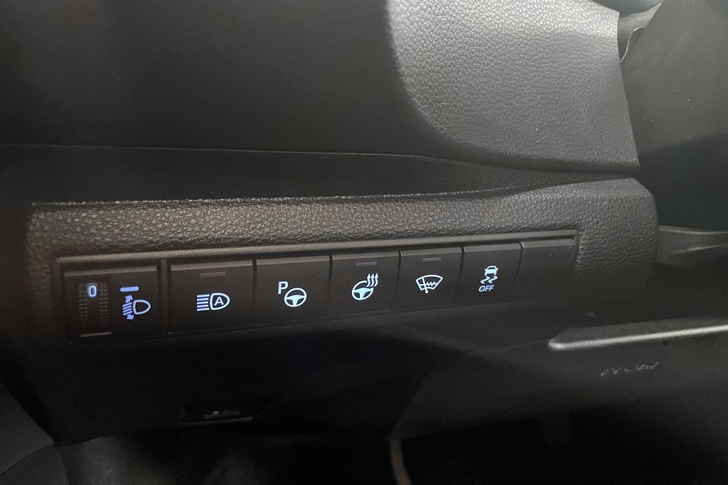 Vehicle Image 26