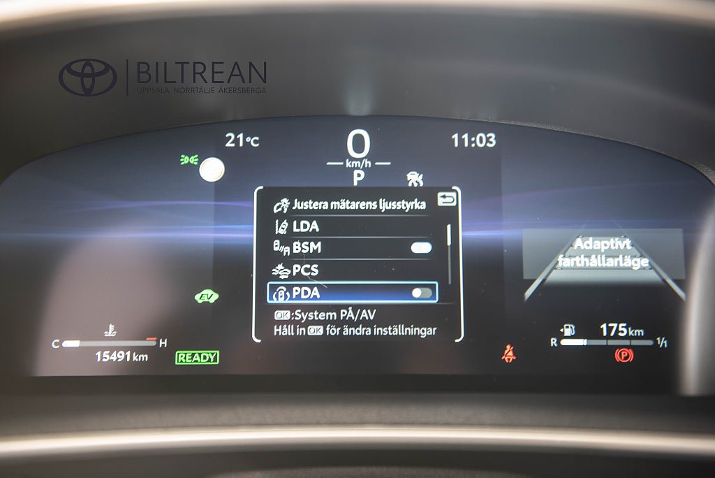 Vehicle Image 18