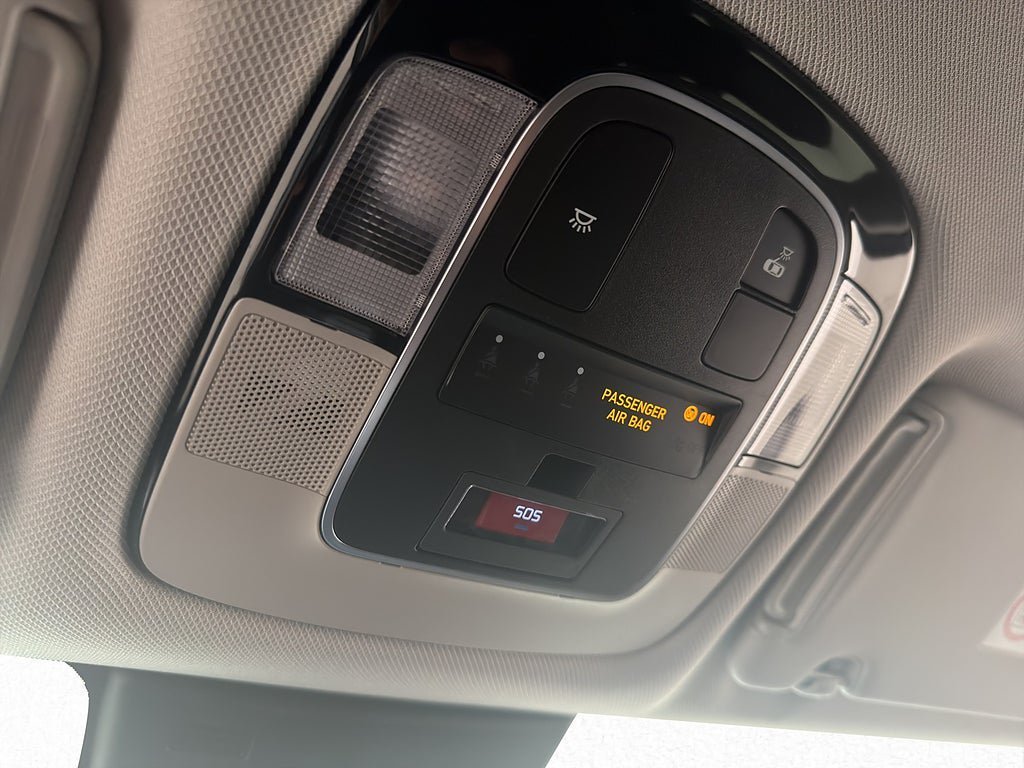 Vehicle Image 33