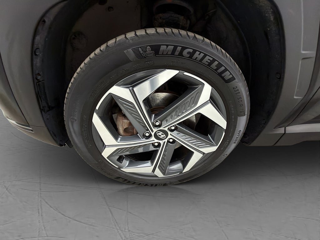 Vehicle Image 36