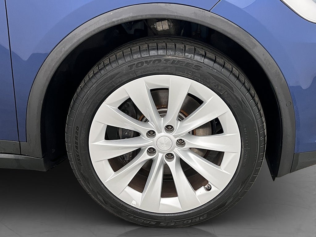 Vehicle Image 36