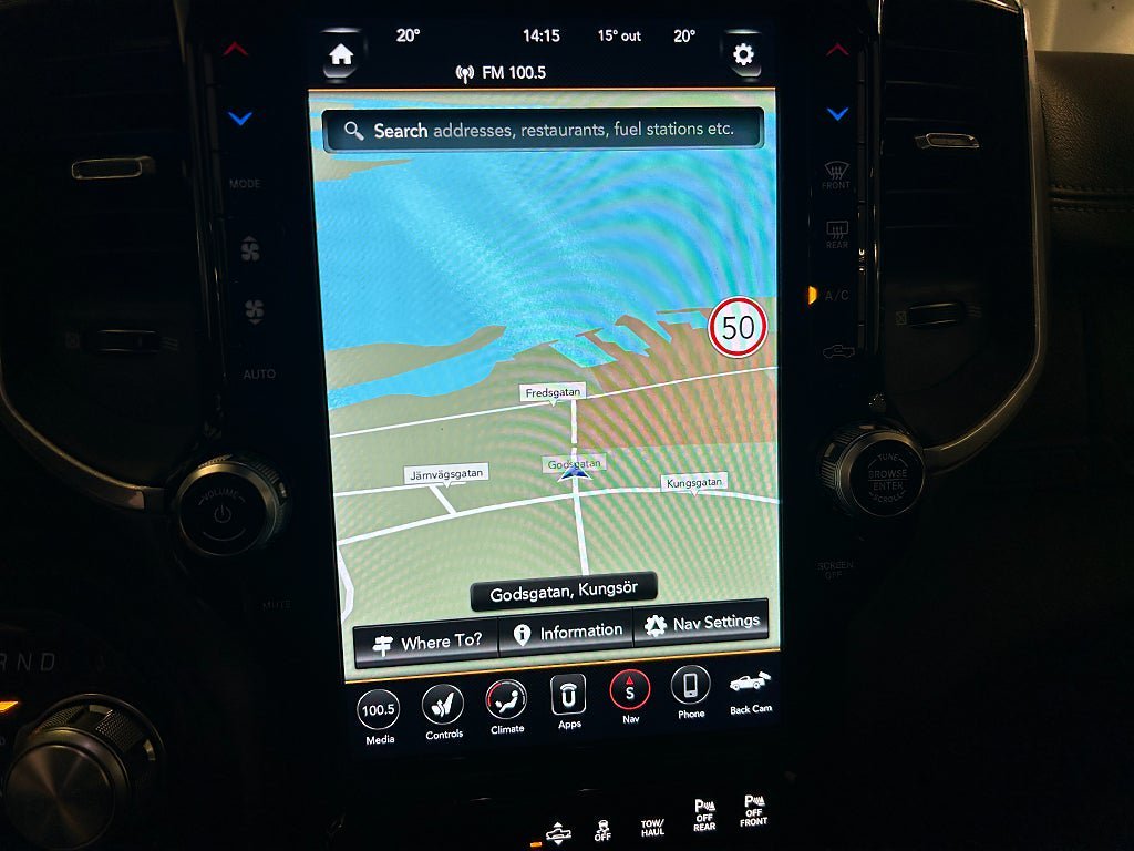 Vehicle Image 21