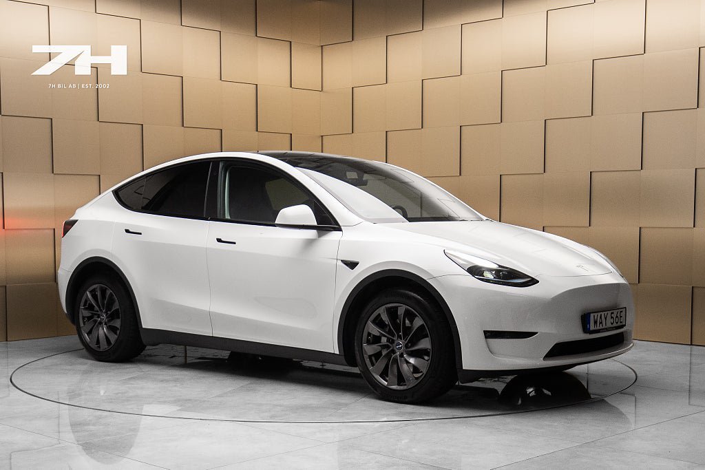 Vehicle Image 7