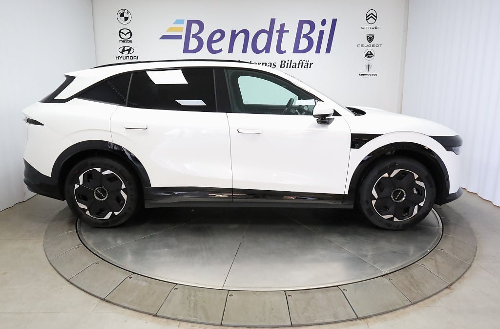 Vehicle Image 19