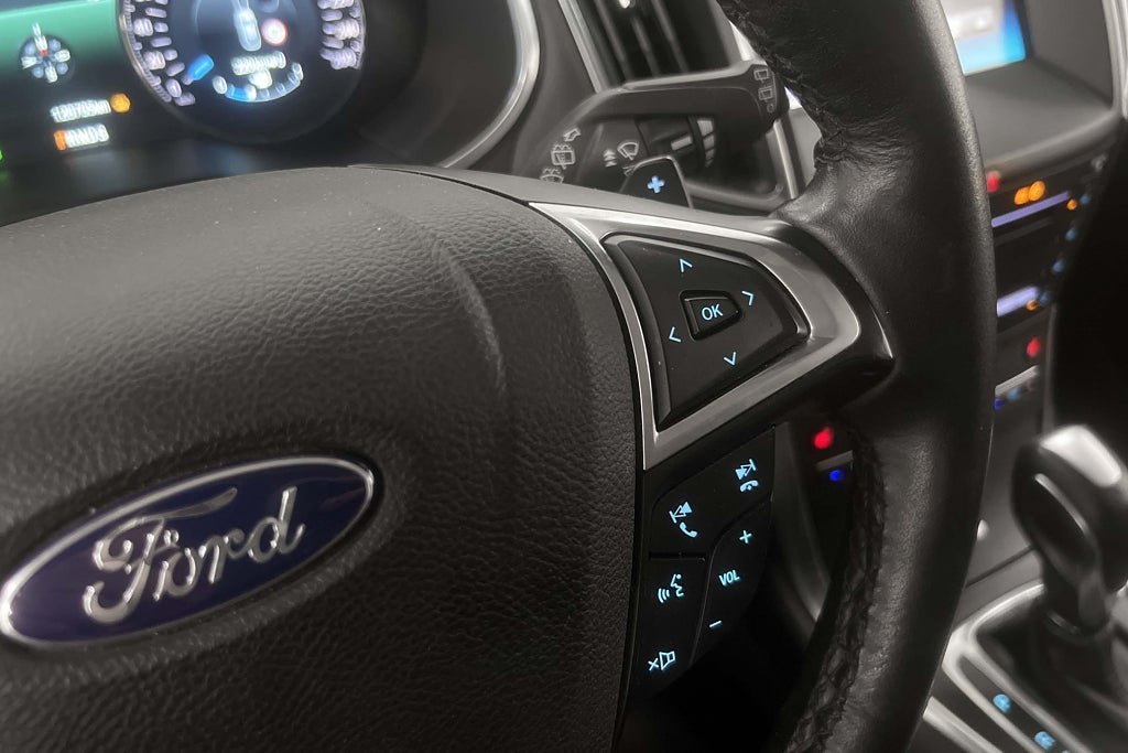 Vehicle Image 14