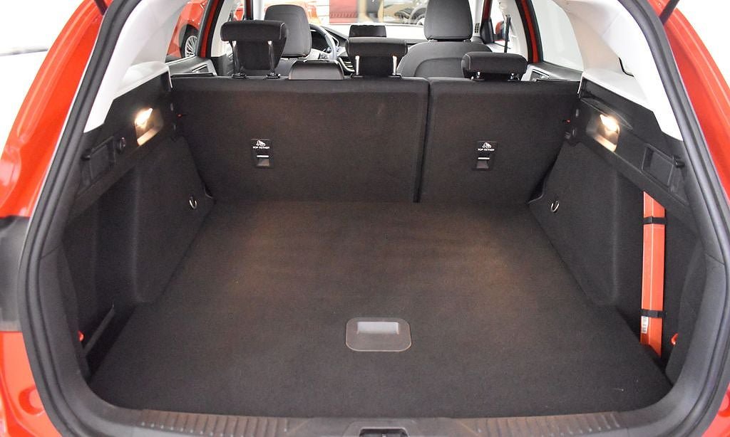 Vehicle Image 19