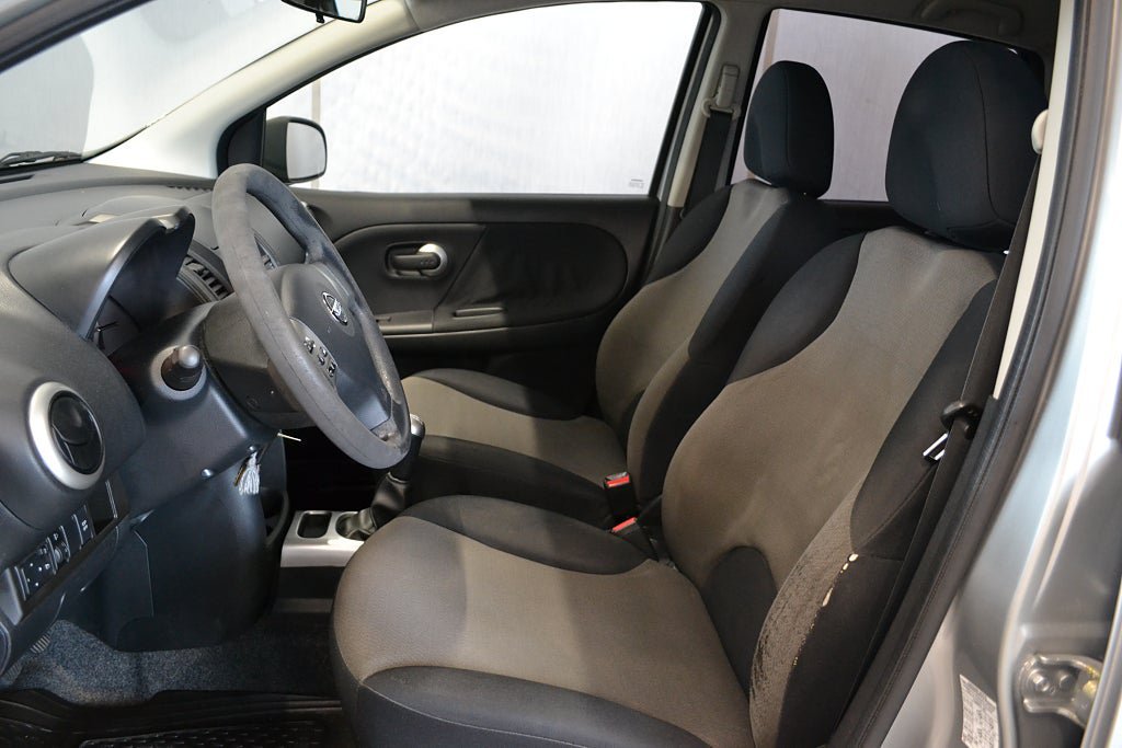 Vehicle Image 7