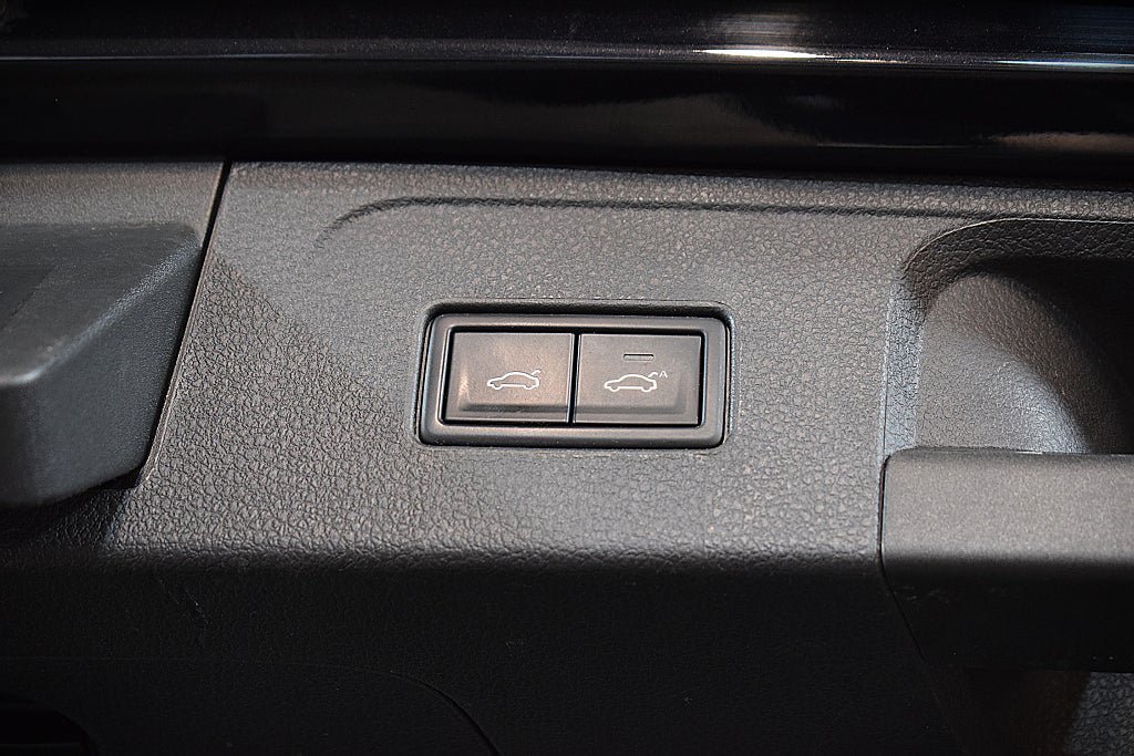 Vehicle Image 27