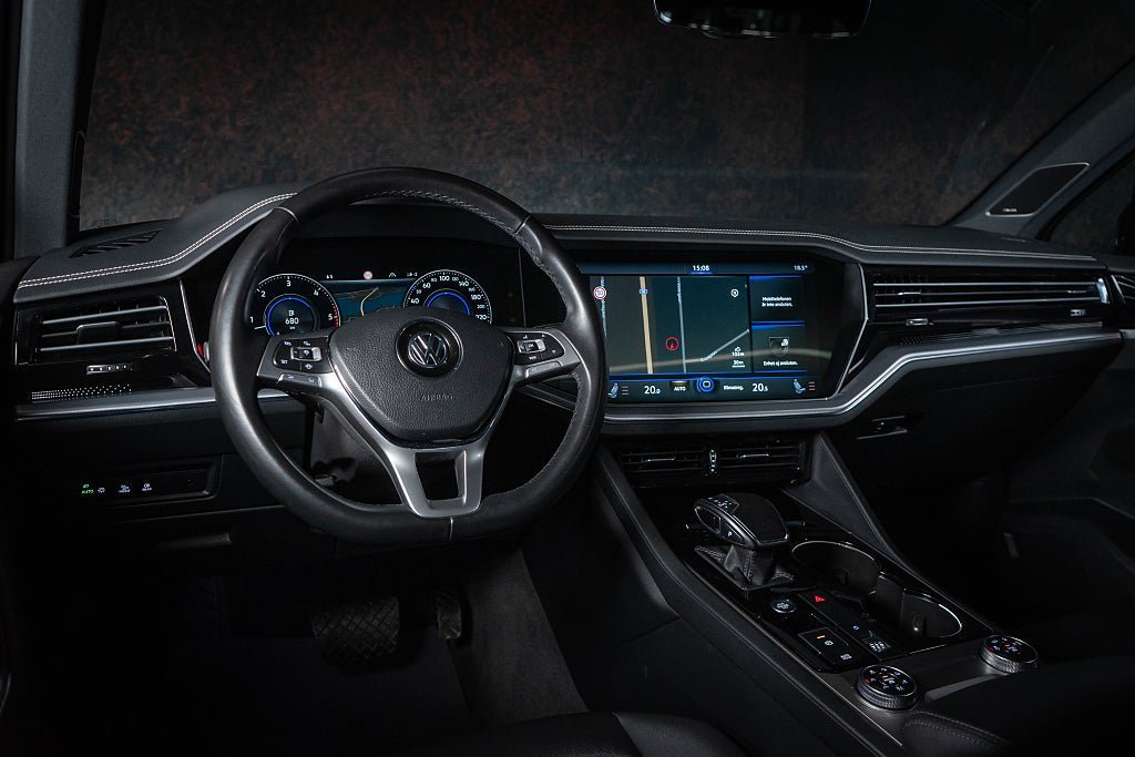 Vehicle Image 19