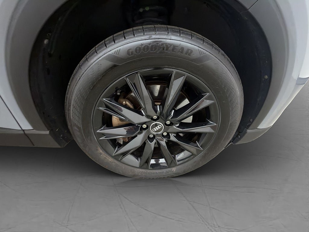 Vehicle Image 31
