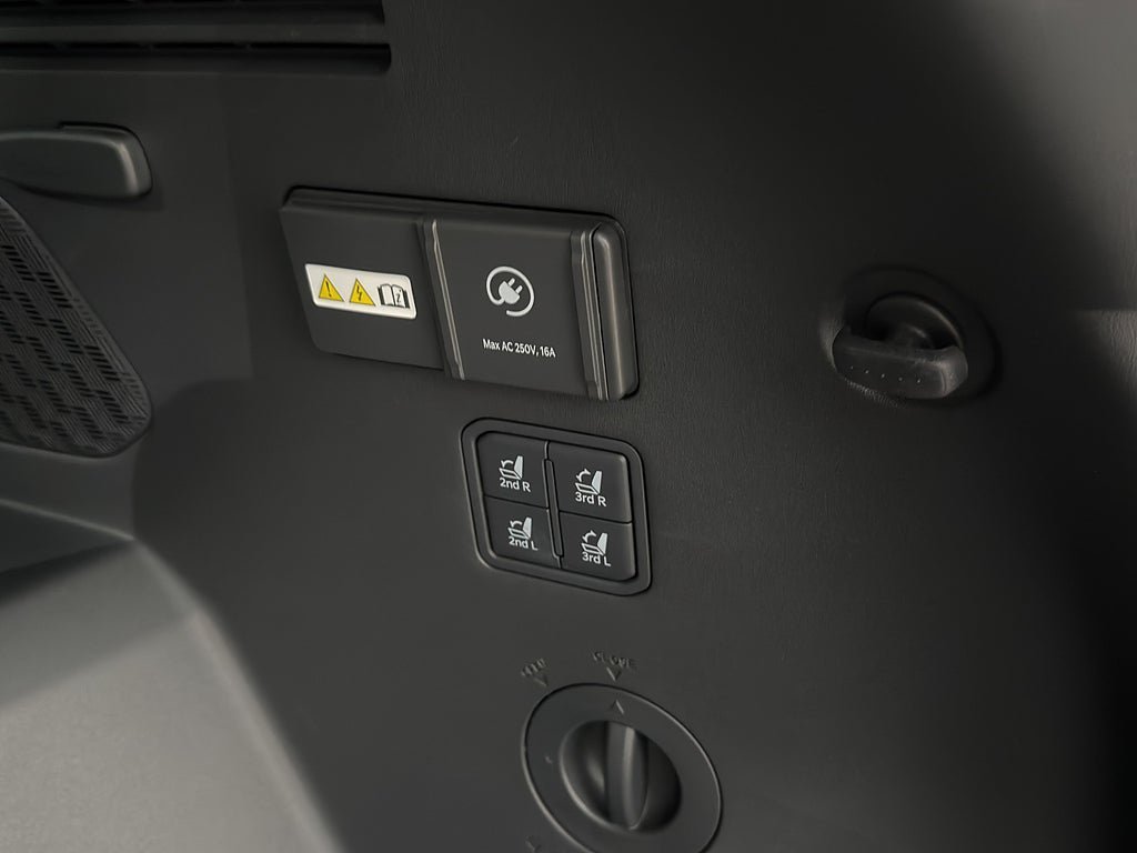 Vehicle Image 33