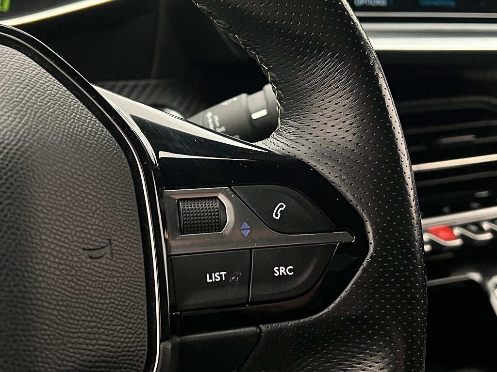 Vehicle Image 26