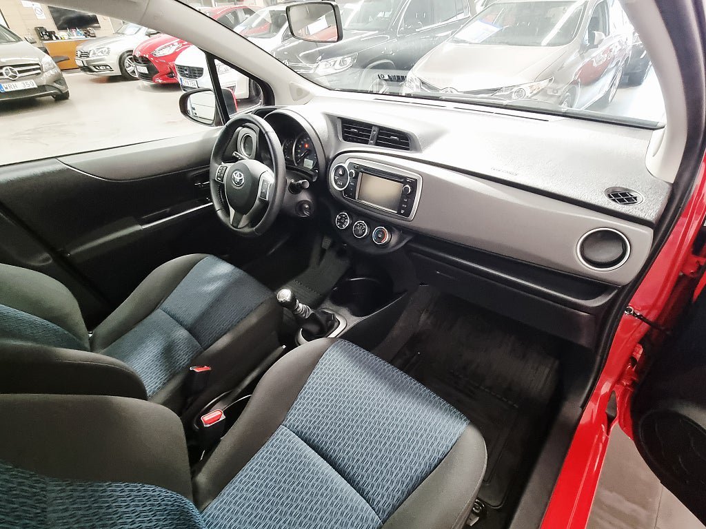 Vehicle Image 19