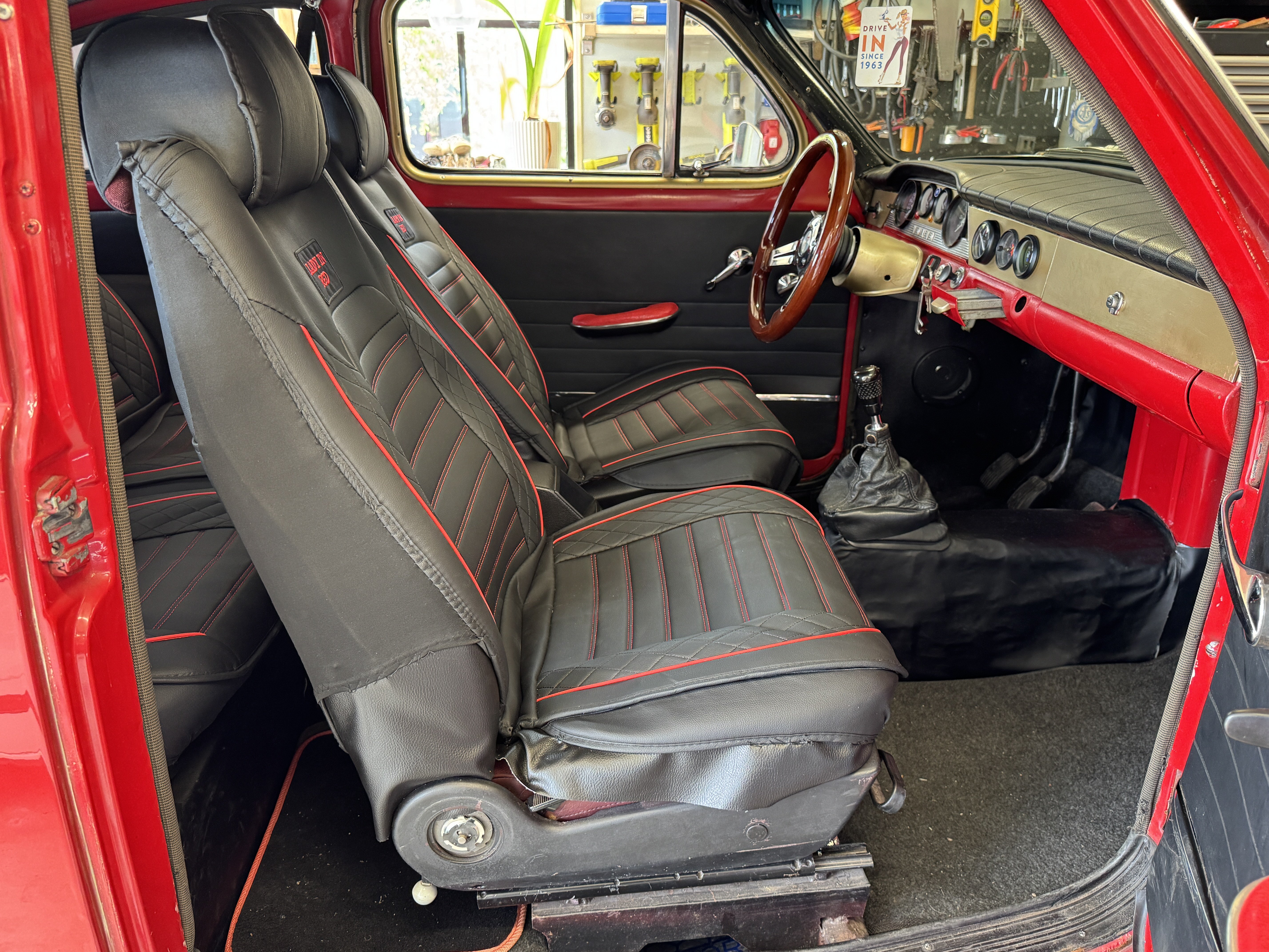 Vehicle Image 18
