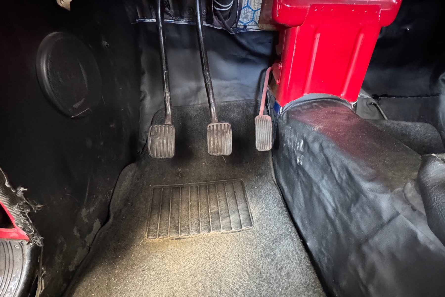 Vehicle Image 35
