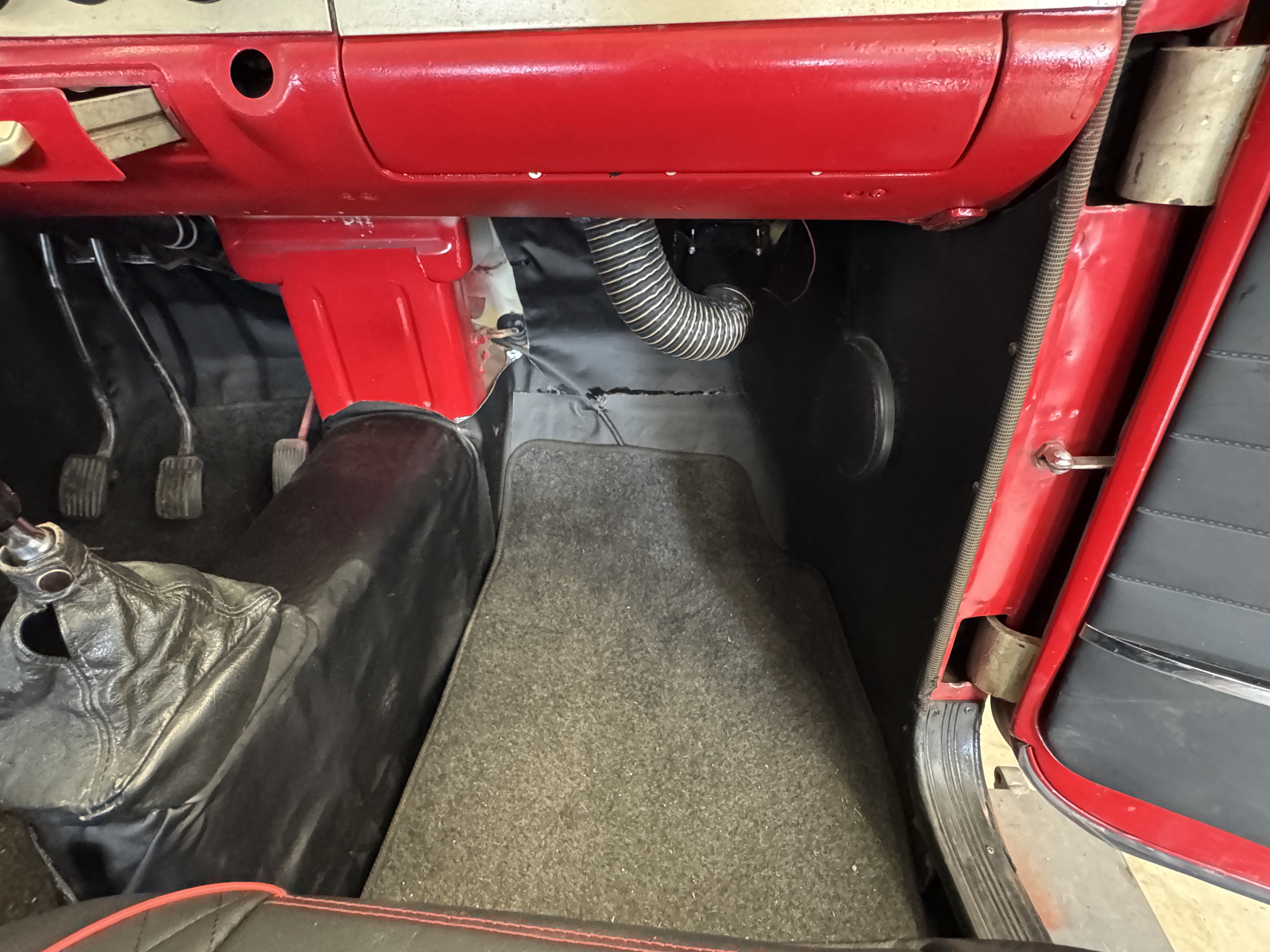 Vehicle Image 37