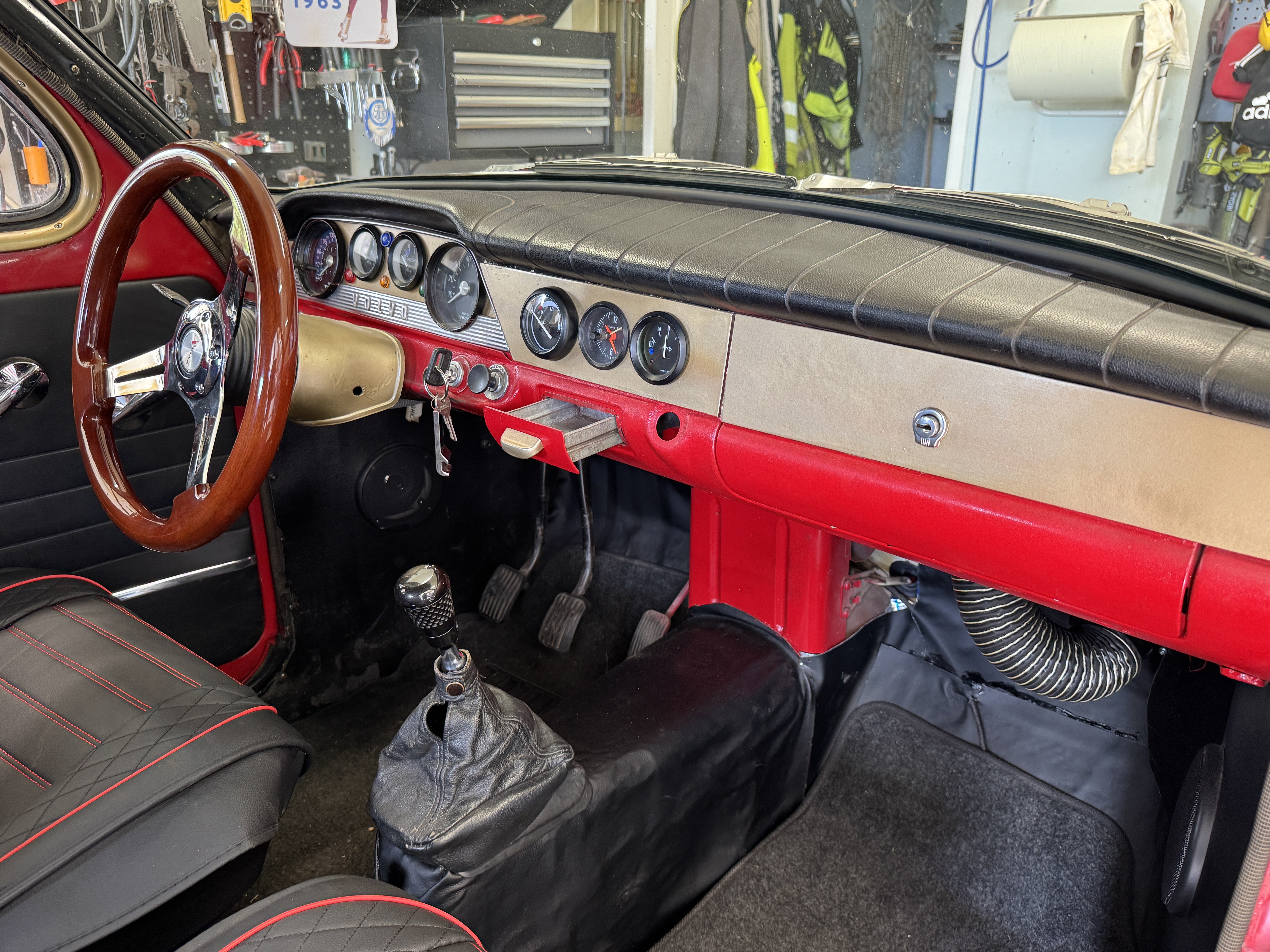 Vehicle Image 38