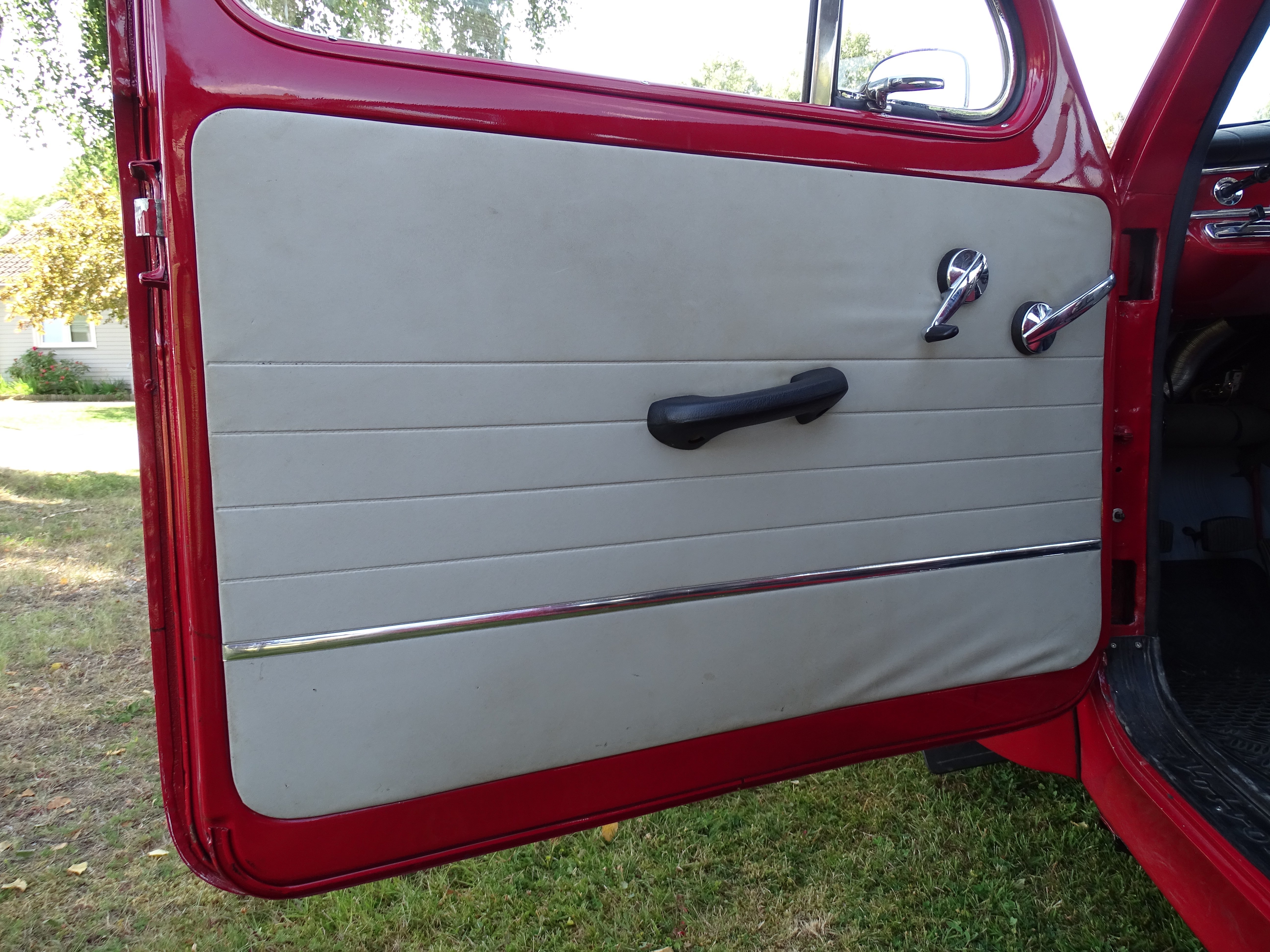 Vehicle Image 38
