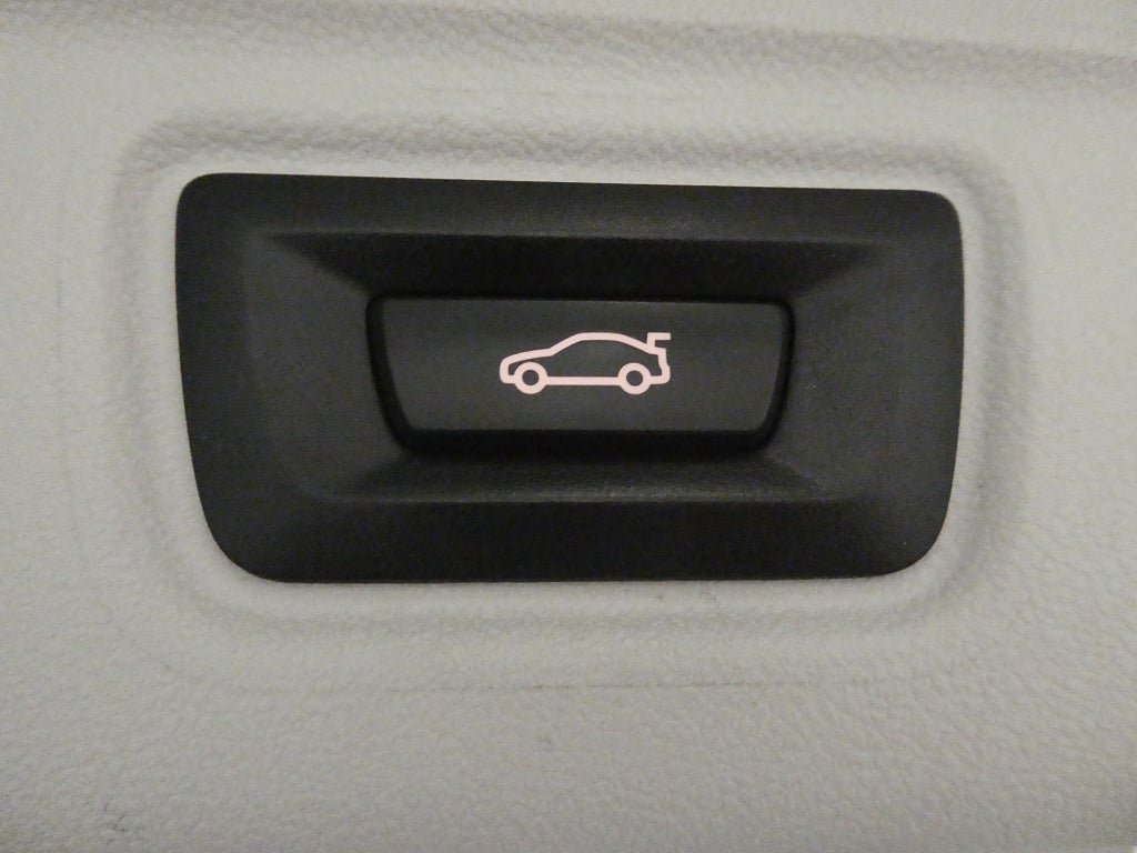 Vehicle Image 26