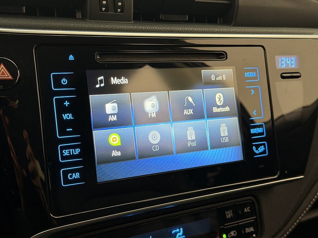 Vehicle Image 23