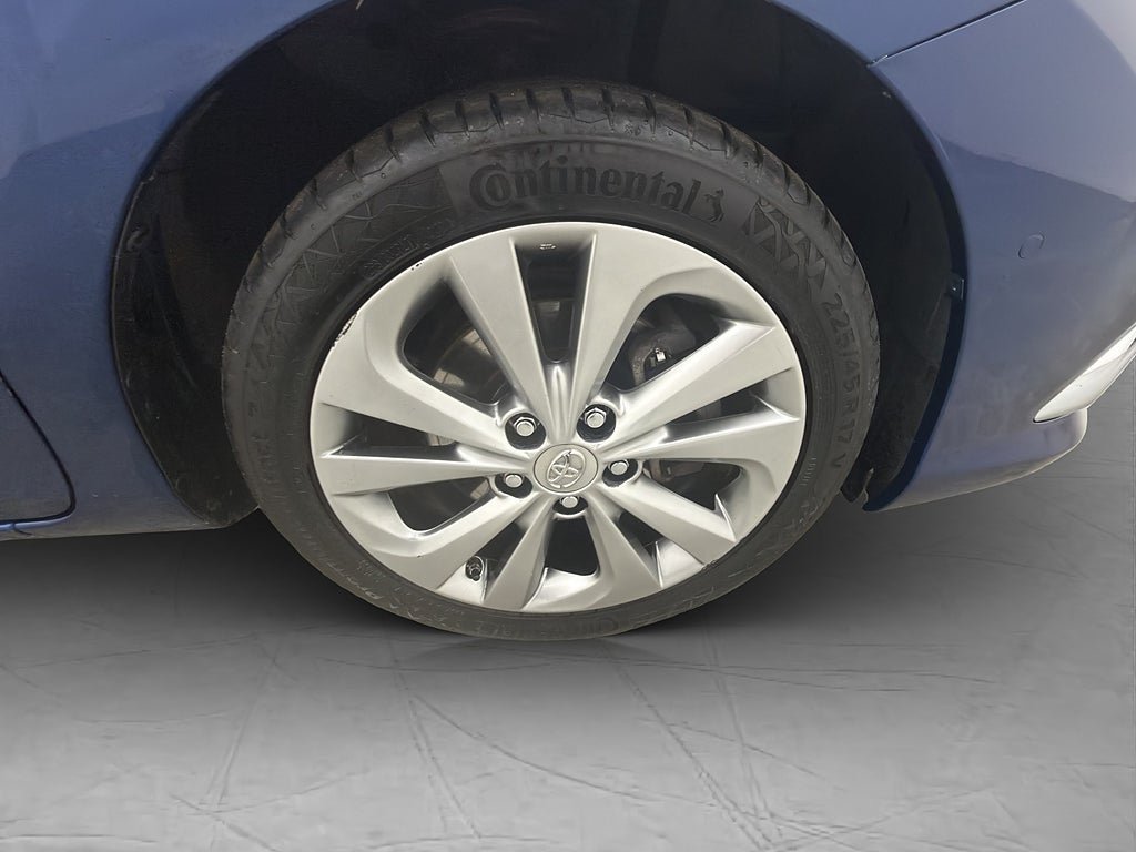 Vehicle Image 33