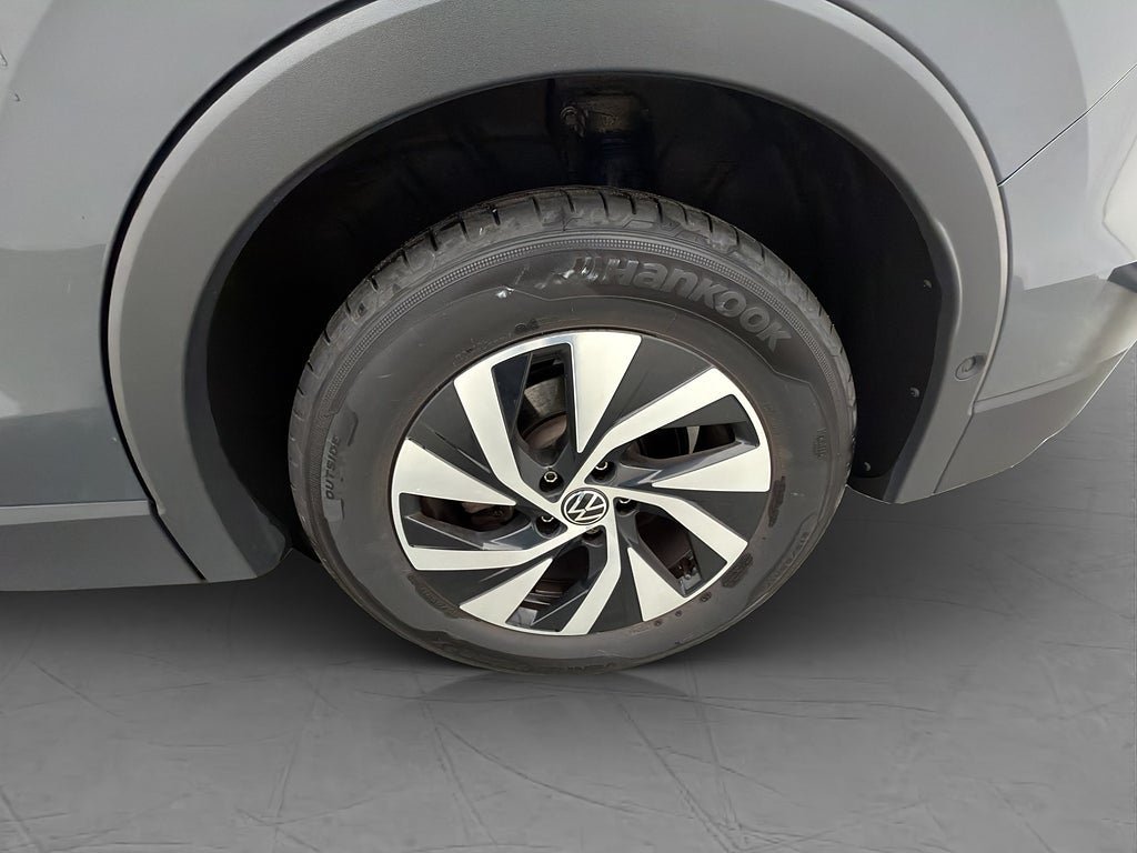 Vehicle Image 33