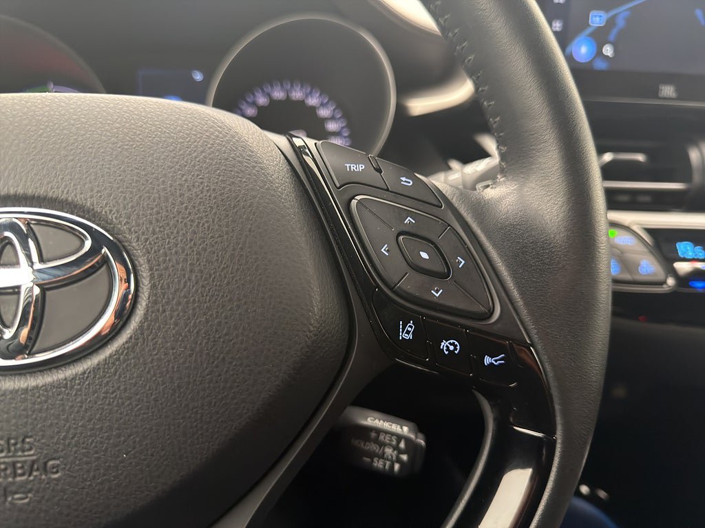 Vehicle Image 18