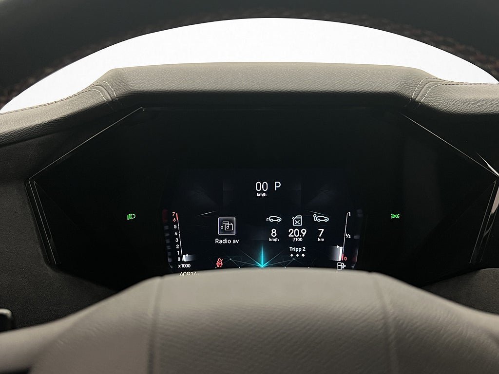 Vehicle Image 17