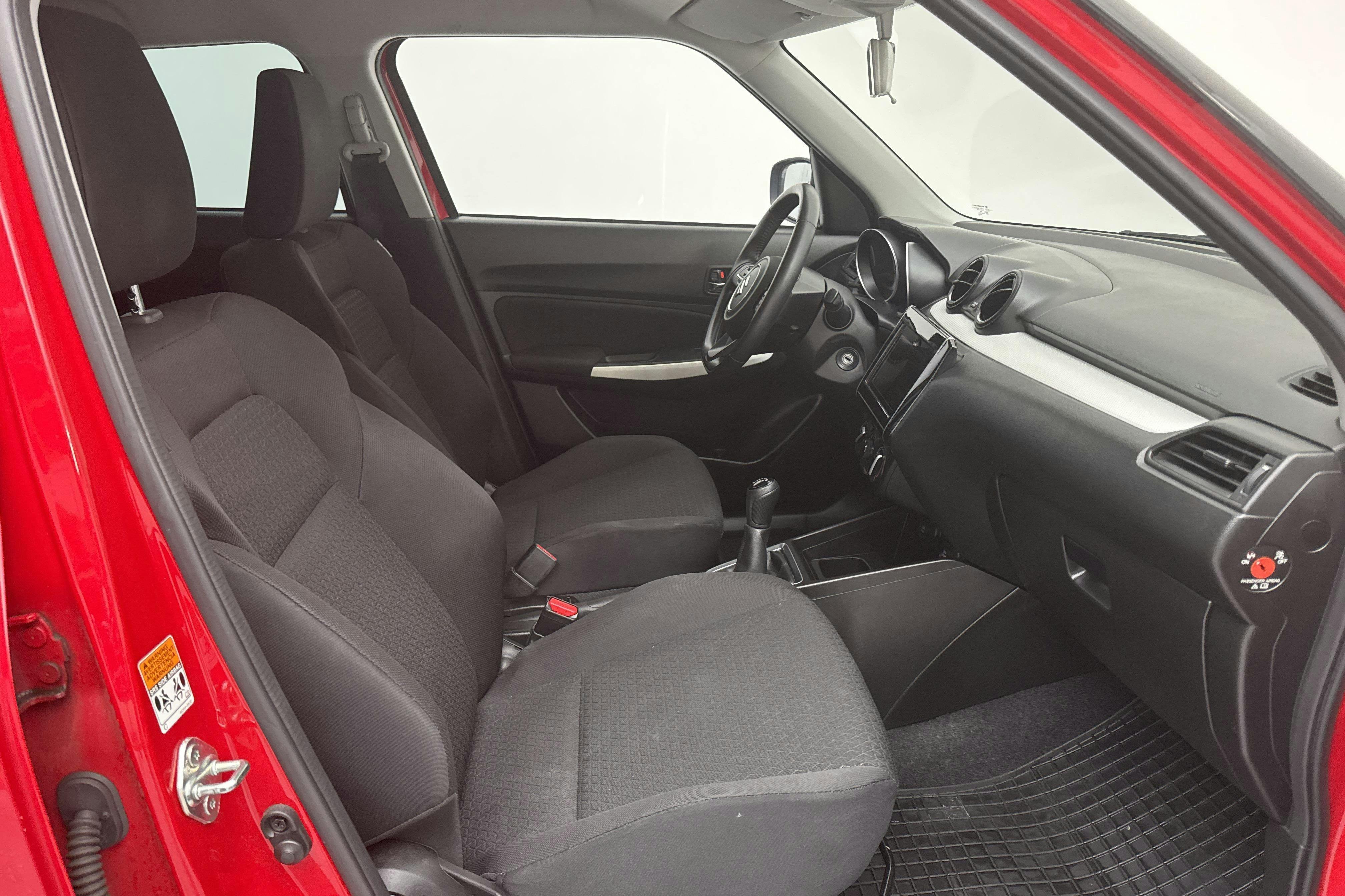 Vehicle Image 7