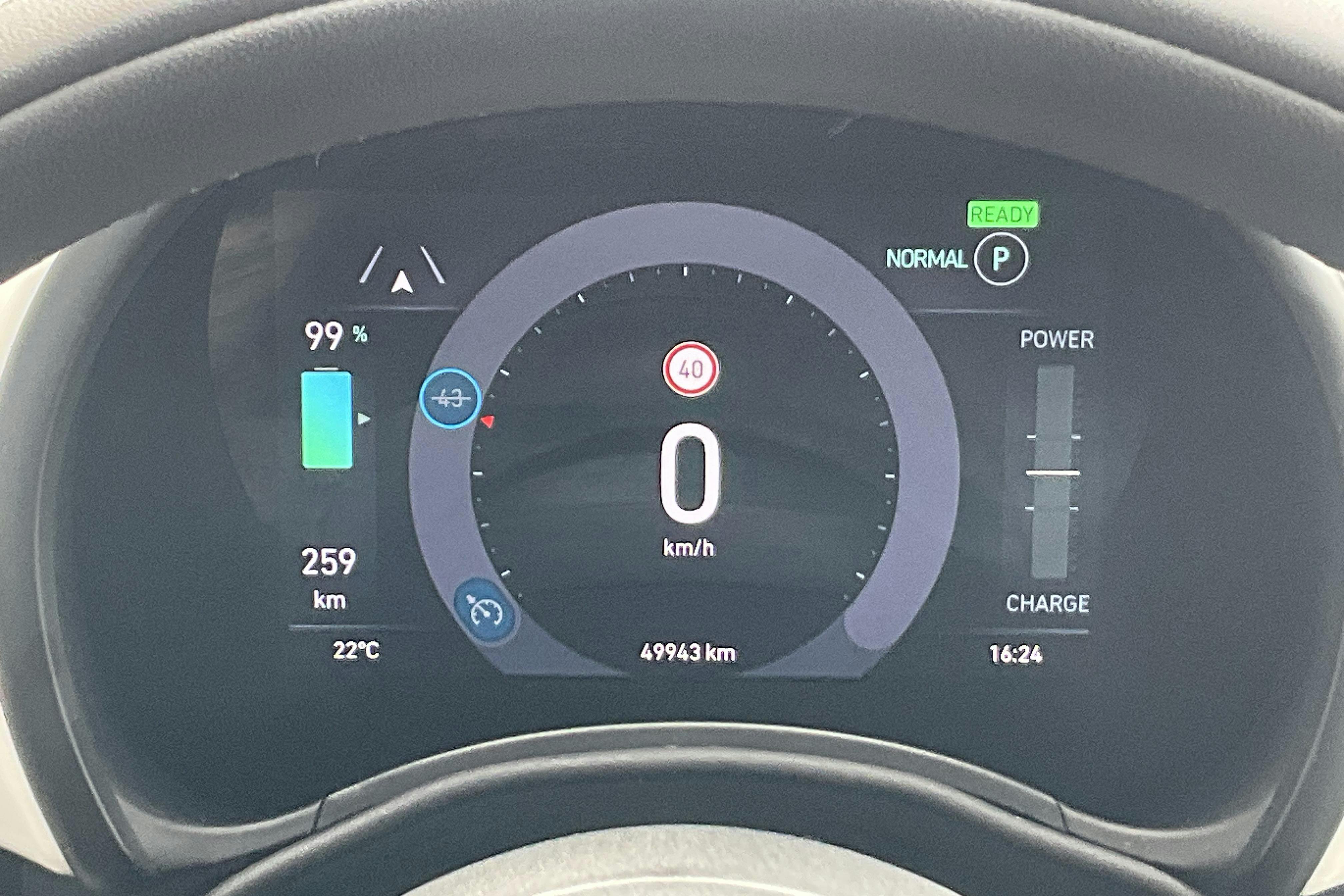 Vehicle Image 10