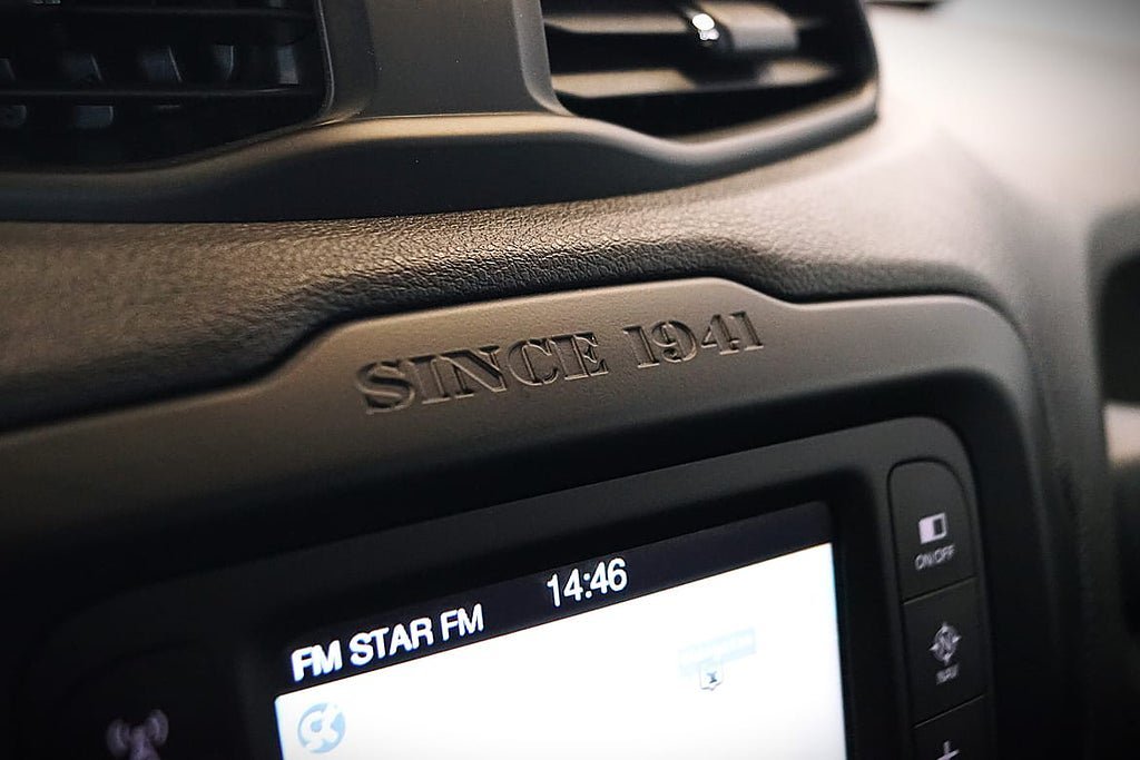 Vehicle Image 16