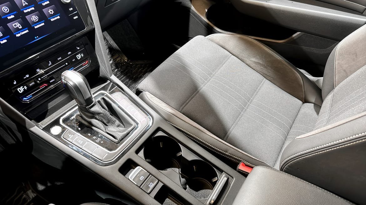 Vehicle Image 18