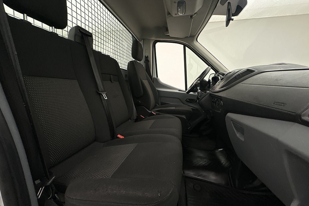 Vehicle Image 23