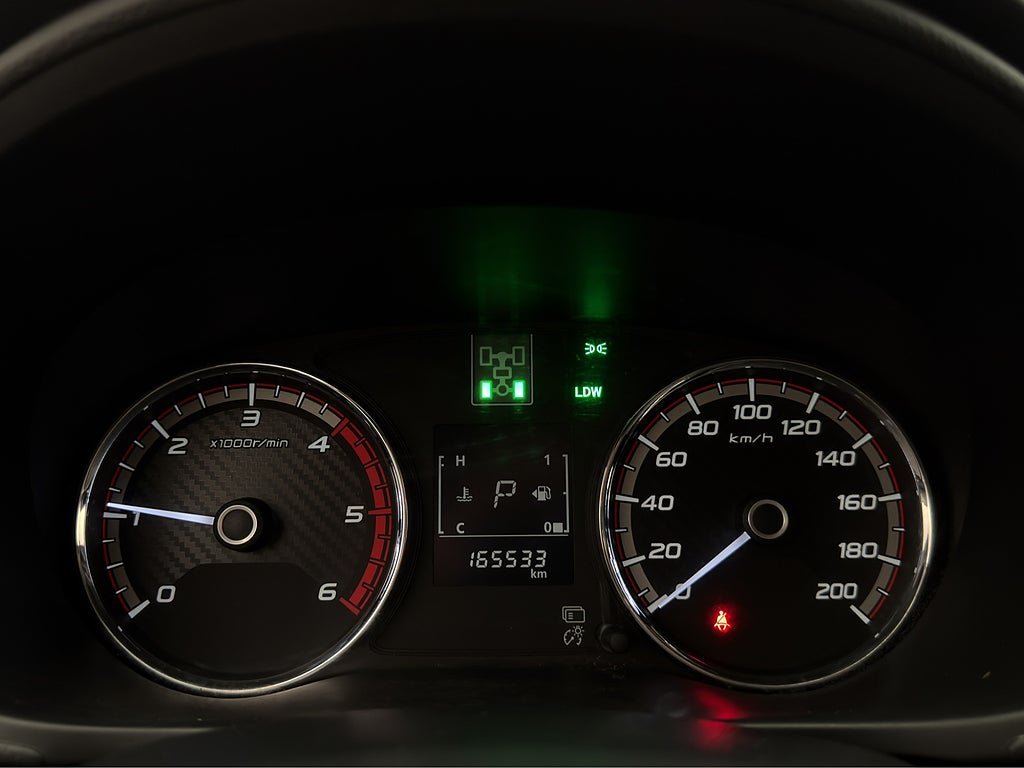 Vehicle Image 18