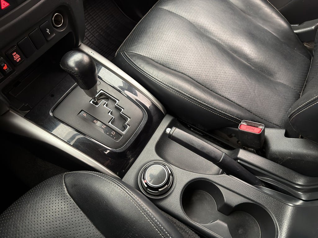 Vehicle Image 28