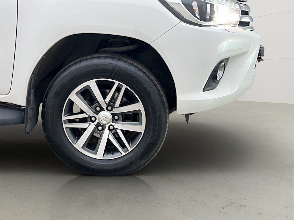Vehicle Image 35