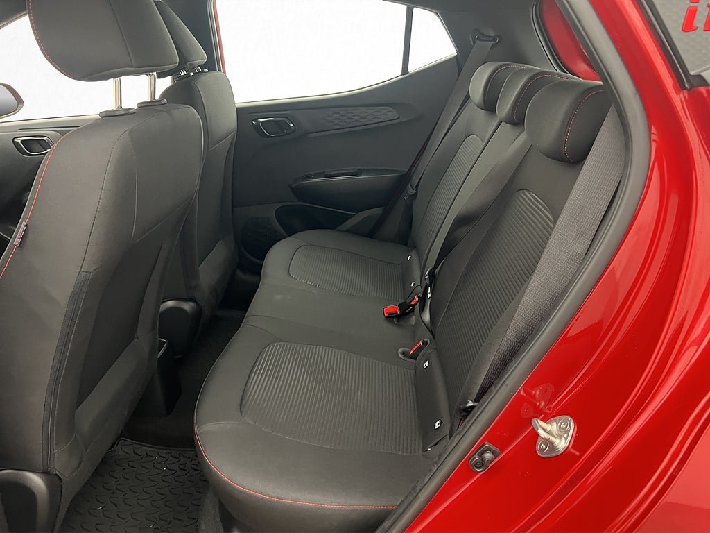 Vehicle Image 20