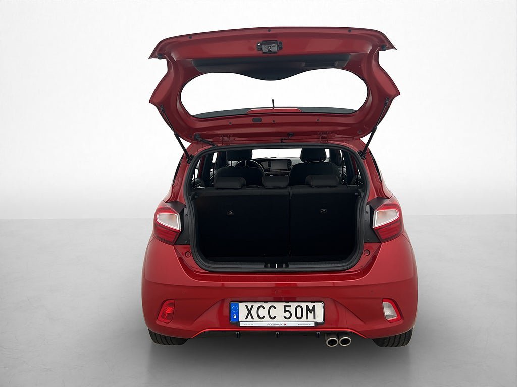 Vehicle Image 21