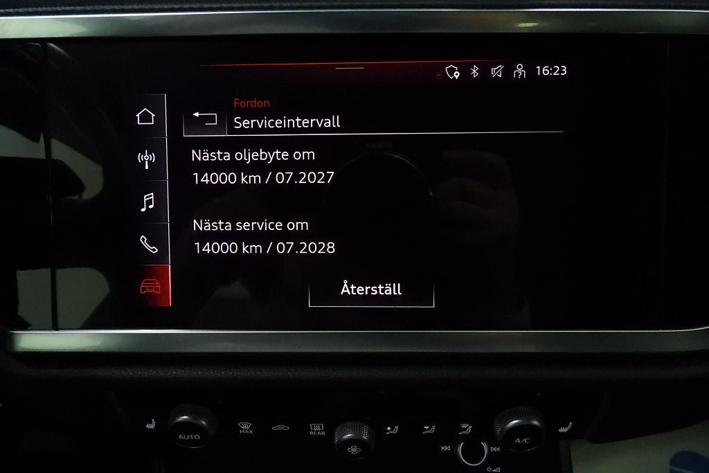 Vehicle Image 33