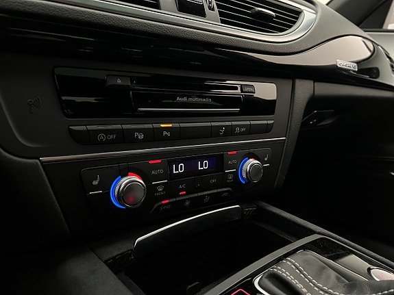 Vehicle Image 27