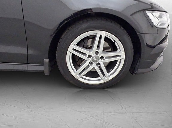 Vehicle Image 31