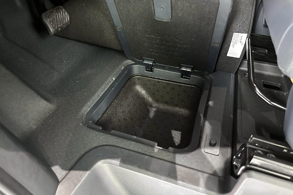 Vehicle Image 19