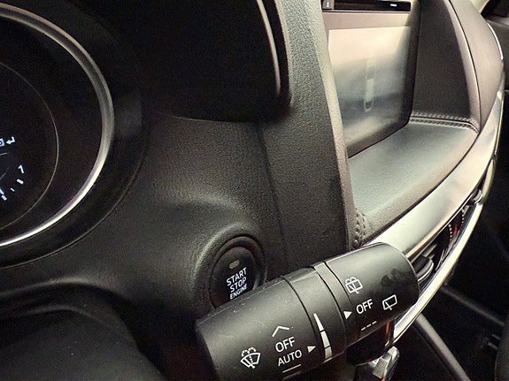Vehicle Image 26