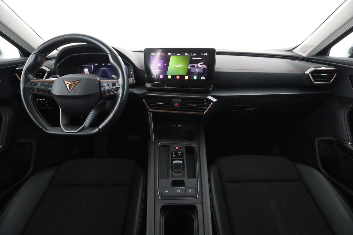 Vehicle Image 13