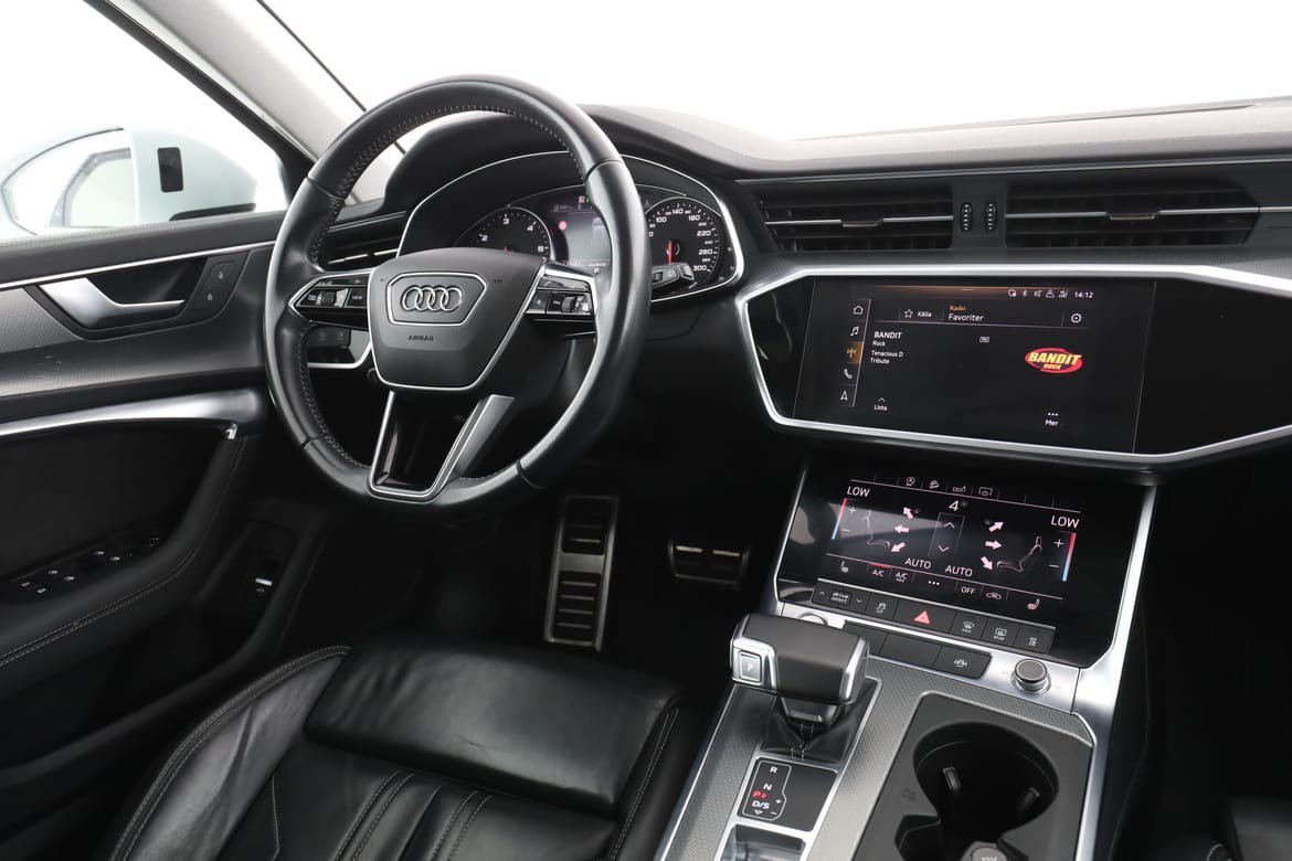 Vehicle Image 14